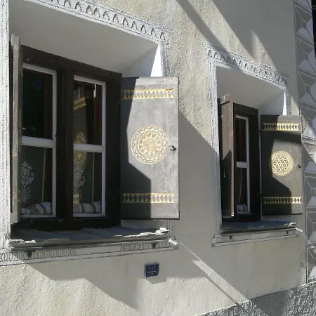Maison d'hôtes Chasa-veglia Zernez