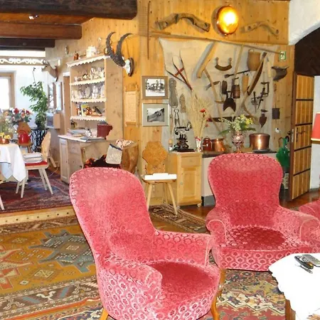 Chasa-veglia Maison d'hôtes